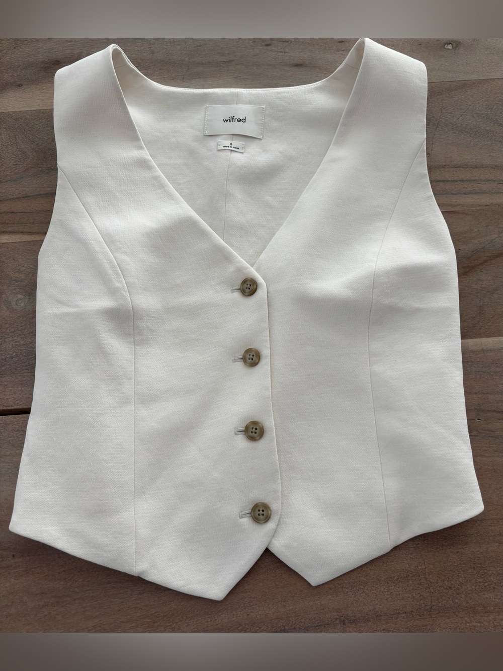 Aritzia Wilfred Cream Button Front Tailored Vest Size 6